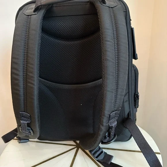 Tumi Alpha Bravo Navigation Backpack in Black - Picture 3 of 5